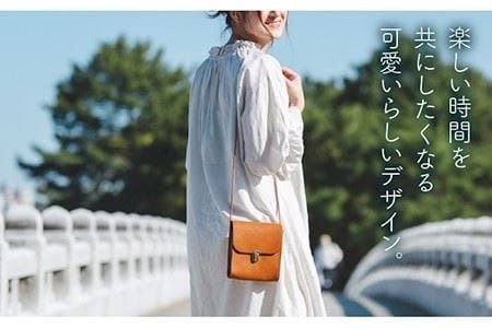 差し込み金具 の 小さな ショルダーバッグ 《糸島》【LADIES&GENTLEMEN】 革製品 革鞄 カバン [ADK010]