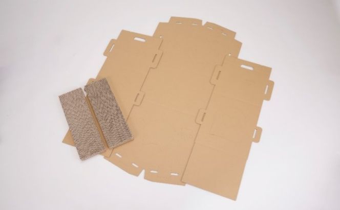 ダンボール ねこハウス ペット用品 猫の顔 肉球の形 覗き窓 かわいい 爪とぎ付き ストレスケア デコレーション 耐久性 安定性 簡単 組立 解体 