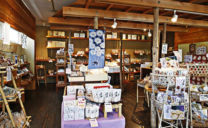 山田錦せんべい・中缶 和菓子 お菓子 煎餅 サラダ味 