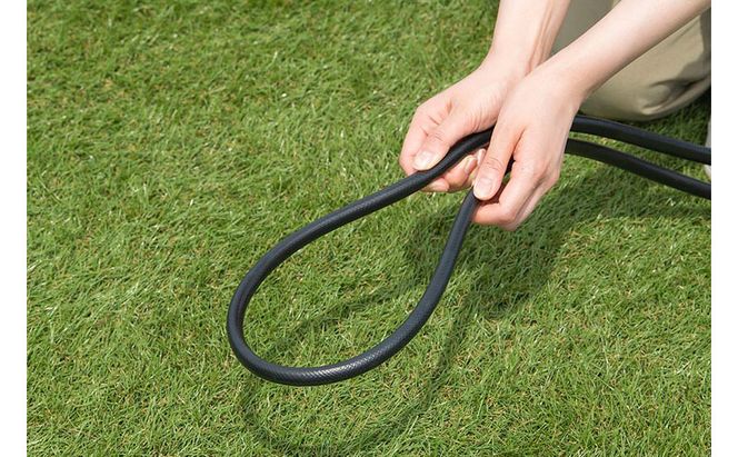 フルカバーホースリール スリムHG 15M FSHG-15 ホワイト ホース ホースリール スリム 散水ホース 水まきホース 15m フルカバー カバー付き 水やり 水撒き 散水 ガーデニング 家庭菜園 洗車 掃除 アイリスオーヤマ  新生活