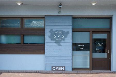 【プレミアム米粉ロールケーキ 3本セット】天使のホワイトロール & 赤の煌きラズベリーロール & 嬉野新緑ロール【グルテンフリー 小麦粉不使用 保存料不使用 贈り物 お歳暮 お中元 お祝 スイーツ デザート ギフト】(H053320)