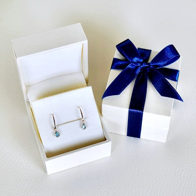 【ジュエリー】K10 イエローゴールド  ブルートパーズ 揺れる ピアス 保証書付 SR-2223 242-001-d