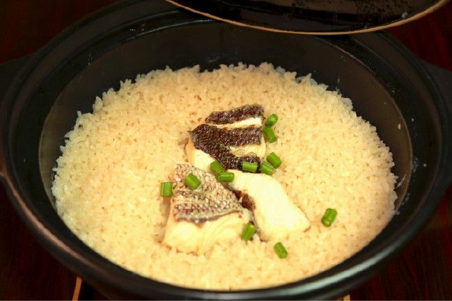 旬魚菜 宮本 匠がつくった本気の鯛めしの素（2合炊き・約4人前） 304018_FG01