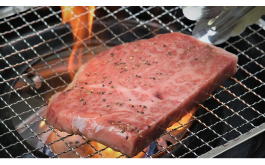 いわて南牛 リブロース 合計300g A3等級以上 【全国肉用牛枝肉共励会最優秀賞受賞】/ 肉 にく 牛肉 和牛 黒毛和牛 ブランド牛 国産 国産牛 焼肉 ロース ステーキ 霜降り【kry000】