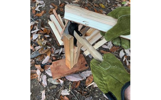 Bushcraft hammer　1本でハンマーと斧が使える