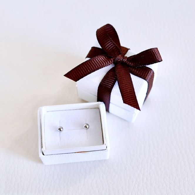 【ジュエリー】Pt900 プラチナ  地金 シンプル ボール ピアス (3mm) 保証書付 KO-0001 242-007-a