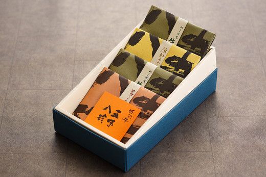 【カネ吉山本】しぐれ2個/そぼろ煮1個/にくみそ1個 箱入【400ｇ（各100ｇ×4個）】【Y054W1】