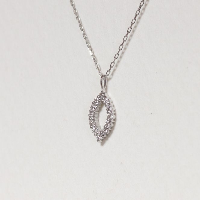 プラチナ 0.08ct マーキス型ダイヤモンドペンダント　BQ-207