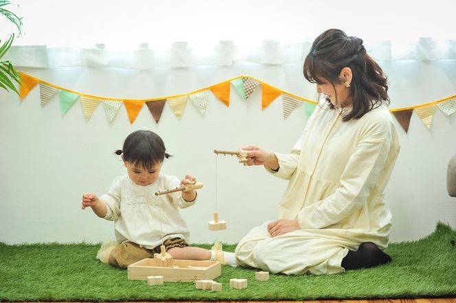 IKONIH 魚釣りセット ｜ おもちゃ 子供 こども オモチャ 玩具 プレゼント お祝い 木 出産祝い 安全 オーガニックトイ ファーストトイ 魚 釣り 遊び ままごと 釣り具 アイコニー