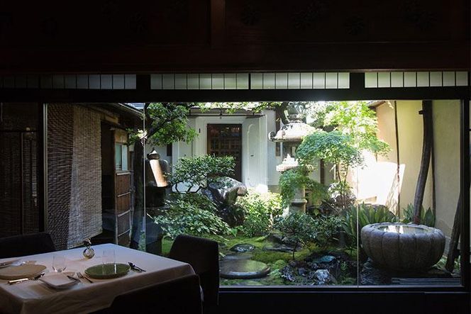 〈ミシュラン掲載〉【Restaurant MOTOI】お食事券 15,000円分 (レストランモトイ) ［ 京都 フレンチ レストラン 食事 券 ランチ ディナー 人気 おすすめ グルメ チケット 割引 ］ 261009_B-UV02