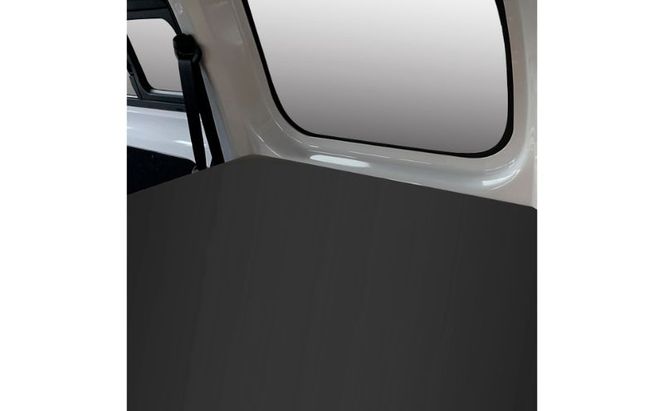 日産　NV200バネット用　カーゴトレイ カー用品 収納 テーブル 