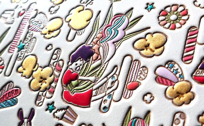 【文庫屋大関】マカロンポーチ 弾けるもろこしガール【皮革工芸品】 ポーチ ミニポーチ 小物入れ アクセサリー入れ イヤホン入れ 収納 保管ケース 手のひらサイズ  本革 革 皮革 工芸品 工芸 雑貨 ギフト プレゼント 日本製 東京