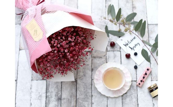 チェリーかすみの花束 かすみ草 カスミソウ 花束 花 誕生日 成人式 卒業祝い 初節句 ひな祭り バレンタイン お返し 結婚 ウエディング 送別 祝い プレゼント 結婚祝い お礼 花束 赤いかすみ草 チェリー レッド 生花ドライフラワーにも 送料無料 お母さん 記念日 272230_BG110