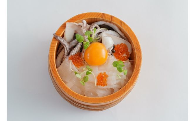 イカといくらの夕日漬け丼のもと　1人前（150g）　LP00010