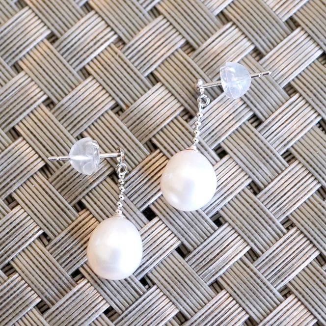 K14WG 14金 ホワイトゴールド 揺れる パール ピアス 保証書付 KO-0060 SWAD090