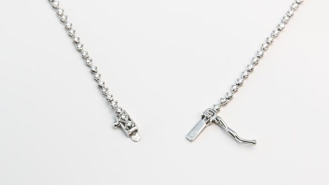 プラチナダイヤモンドデザインネックレス　ダイヤモンド209ｐｃ　1.20ｃｔ　40ｃｍ FNP-12 250-012