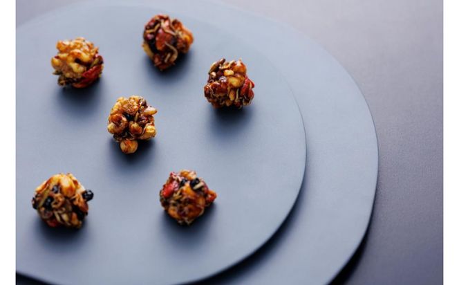 【高島屋選定品】＜下鴨茶寮＞料亭のちりめんナッツ（8個入）［ 京都 料亭 京料理 人気 おすすめ 老舗 グルメ ギフト プレゼント 贈答用 お取り寄せ ふるさと納税 ］ 261009_A-AAY007