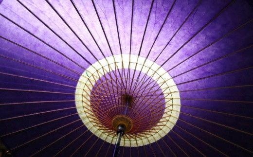 時を重ねて今に伝わる美しさ　花巻傘　蛇の目傘（紫） 【662-2】