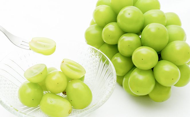 ぶどう 2026年 先行予約 シャイン マスカット 晴王 2房 （1房 600g以上） 化粧箱入り マスカット ブドウ 葡萄  岡山県産 国産 フルーツ 果物 ギフト 高級ぶどう 大粒 種なし 贈答品 