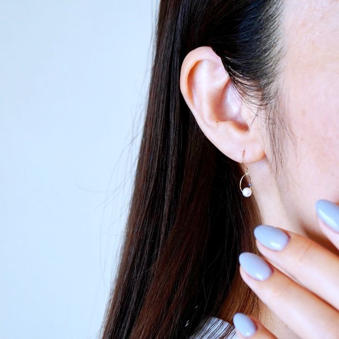 K10YG(10金) イエローゴールド 揺れる サファイア&パール ピアス 保証書付 G-034 242-044-b