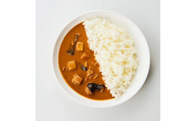 香川本鷹と和三盆由来の甘みがクセになるアカエイカレー「アカエイがカレーにダイブした日」（3個入り） 372013_BJ010