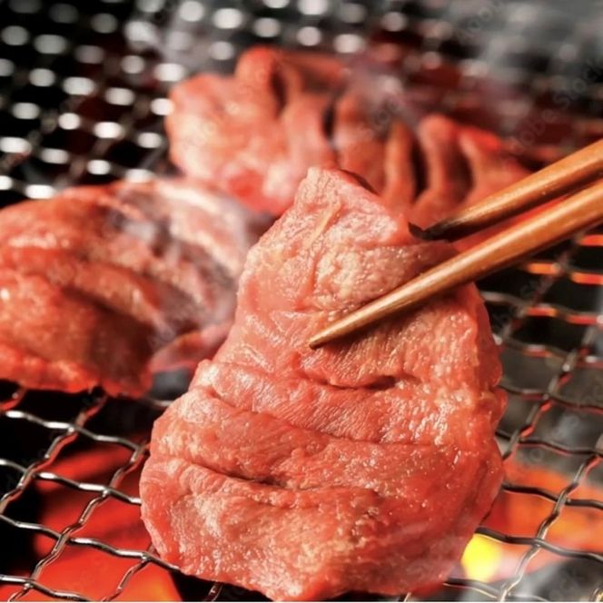 上タン厚切りたっぷり盛り1kg《 肉 牛肉 牛タン 牛たん 牛 厚切り 1キロ 焼肉 送料無料 》【2403A11502】