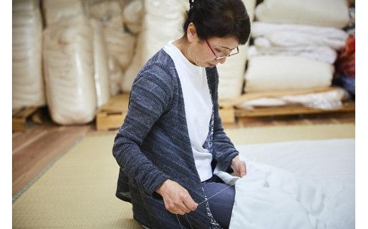 健康のお手伝い　手作り　喜楽枕　テレビ枕　正座枕(青唐草模様）　HT00081