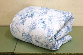 立体キルト羽毛ふとん　ローラ　ブルー色 322032_AG013VC02