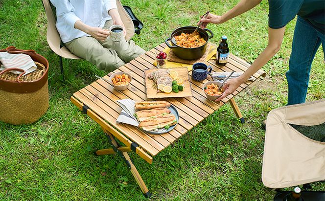 アウトドアテーブル 幅90cm HUGEL ウッドロールテーブル WRT-90 折り畳み 折りたたみ キャンプ アウトドア 工具不要 ロール コンパクト収納 アイリスオーヤマ アウトドアグッズ 