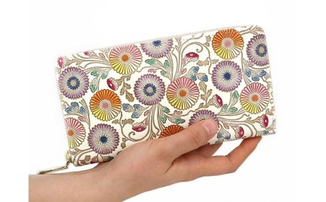 【文庫屋大関】 大容量　ぐるっとファスナーの長財布　更紗菊【皮革工芸品】 ファッション小物 民芸品 