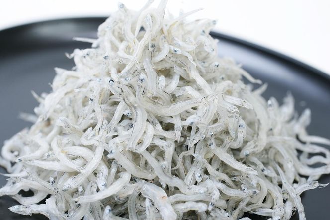 C6032n_まるとも海産【冷蔵】特選 天日干し ちりめん 木箱 400g 紀州湯浅湾 直送！