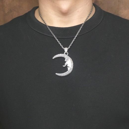 Large moon pendant (silver)