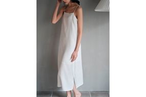 シルクサテンキャミドレス（白） ふるさと納税 キャミドレス ドレス シルク 高品質 丹後ちりめん インナー ファッション　TH00010