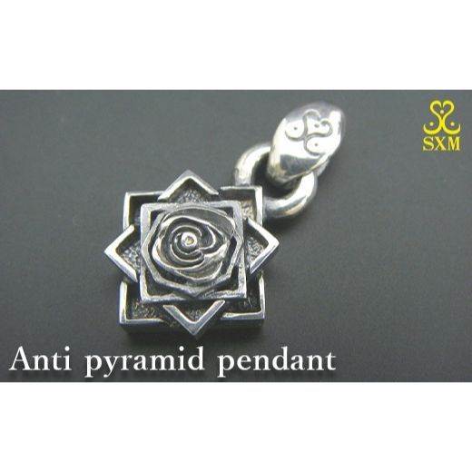 y錧푍szAnti pyramid pendant