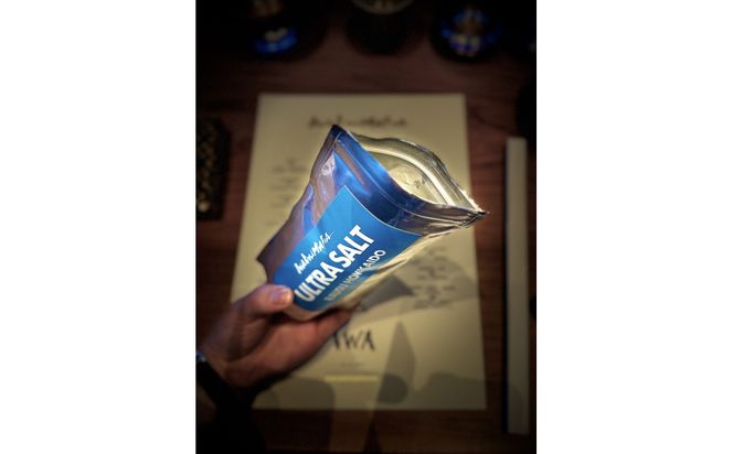 WAGYUMAFIA監修　ULTRA　SALT　ウルトラソルト　うまみ　UMAMI　北海道食材 016942_AK063