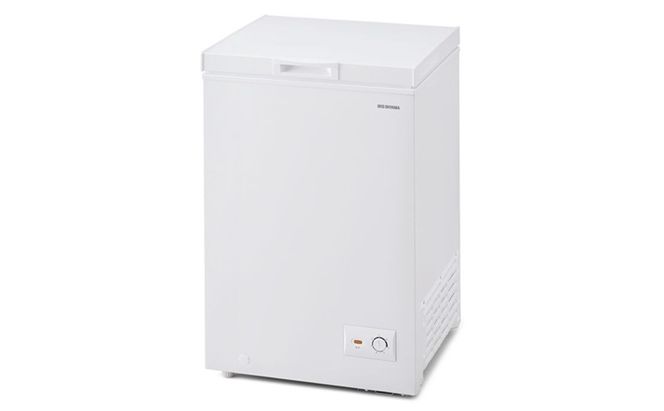 冷凍庫 上開き式冷凍庫 100L ICSD-10C-W ホワイト アイリスオーヤマ 上開き 省エネ 冷凍 食品 氷 保存 コンパクト 温度調節 まとめ買い 静音 冷凍食品 ストック バスケット付