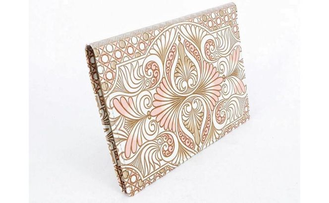 【文庫屋大関】パーソナルホルダー　ロカイユ＜ベビーピンク＞【皮革工芸品】 民芸品 雑貨 日用品 文房具 革小物 革製品 ファイル ケース 