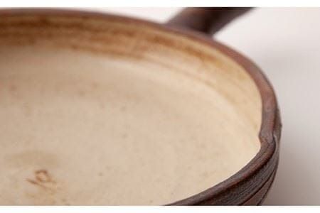 【年内発送】【直火OK】アヒージョ 鍋 （中サイズ / 濃い 茶） 《糸島》 【窯元ろくろ /浅見大輔】 [AUJ005] 直火 オーブン 料理 ミニフライパン 器 手作り 焼き物 炒める 煮る スープ