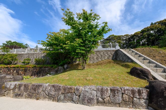 【四国初の樹木葬】奈良山霊苑 樹木葬（お一人様）第一期　普通区画【永代供養 樹木葬 墓じまい 合祀 納骨 お墓 供養 愛媛県 鬼北町 山下石材】