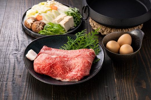 【４等級以上の未経産牝牛限定】近江牛カタ・バラすき焼き【 600g】【AF07W】