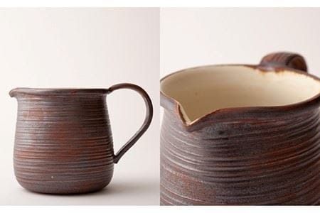 【年内発送】耐熱 ミルク ジャグ （ 濃い茶 ） 《糸島》【窯元ろくろ /浅見大輔】鍋 調理器具 直火 オーブン 電子レンジ [AUJ004]
