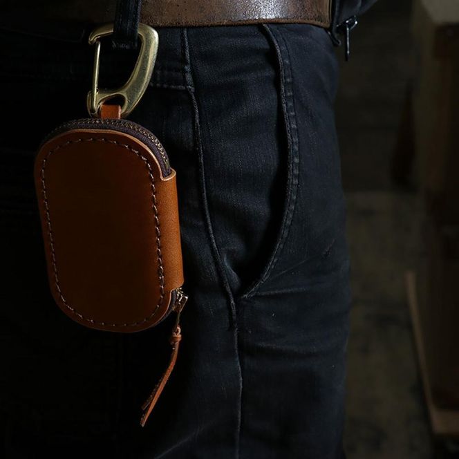 ラウンドファスナーキーケース【ブラック】  Z115VC02