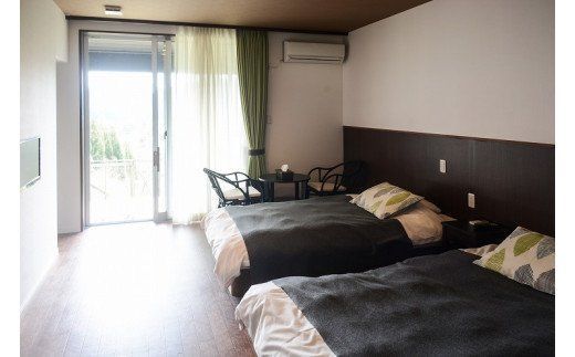 ＜犬と泊まれるペンション「wanvino」３万円分宿泊券＞ K15_0001