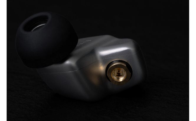 final 新 フラッグシップ 有線イヤホン A10000 ダイヤモンド振動板/高音質/最高峰/プレミアム 141305_DC61