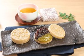 安土名物「まけずの鍔（つば）」10個入【CM06W】（滋賀県　近江八幡市）