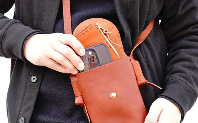 ギボシポシェット 糸島市 / LADIES＆GENTLEMEN 本革 革製品[ADK070]