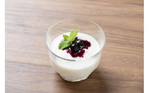 たっぷりサイズブルーベリージャム（通常）330g×2　ブルーベリー ジャム 無添加 手作り 加工食品 2本 ぶるーべりー じゃむ フルーツ 果物 アントシアニン 完熟 国産 朝食 朝ごはん トーストヨーグルト 生産者応援 農家応援 FG00007