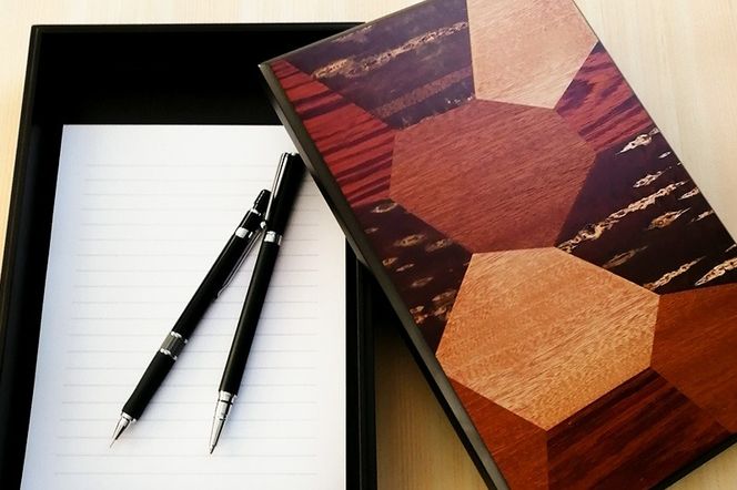 角館樺細工《冨岡商店》ドキュメントケース S 桜寄木 角館工芸協同組合|02_kdk-716301