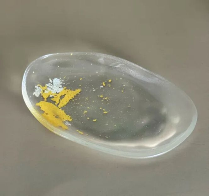 ビーンズ型小皿 クリア（金箔） ［NF126］ 303446_CU90055VC01