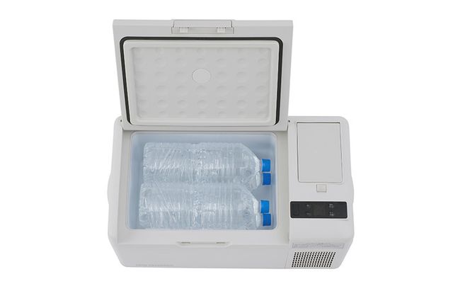 ポータブル冷蔵冷凍庫 15L 充電式 ポータブル冷蔵庫 IPD-B2A-W アイリスオーヤマ 家電 日本製 ポータブル 冷蔵庫 冷凍庫 小型冷蔵庫 小型冷凍庫 サブ冷蔵庫 サブ冷凍庫 サブ バッテリー内蔵 バッテリー付き 車載冷蔵庫 宮城 宮城県 大河原町